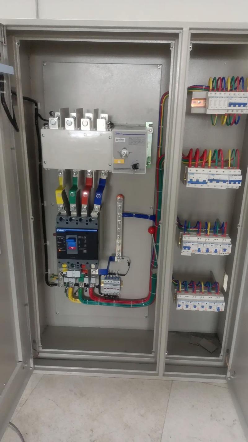 智能安装，轻松应对大型电箱挑战